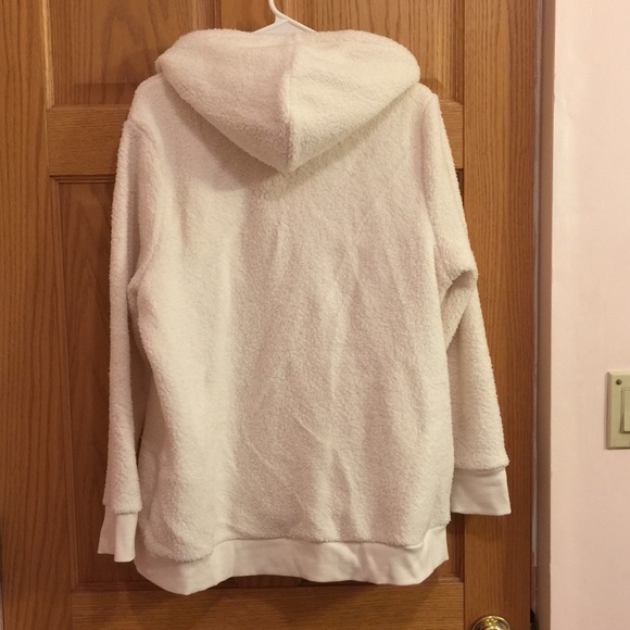 Women's size L sherpa hoodie - Picture 3 of 5