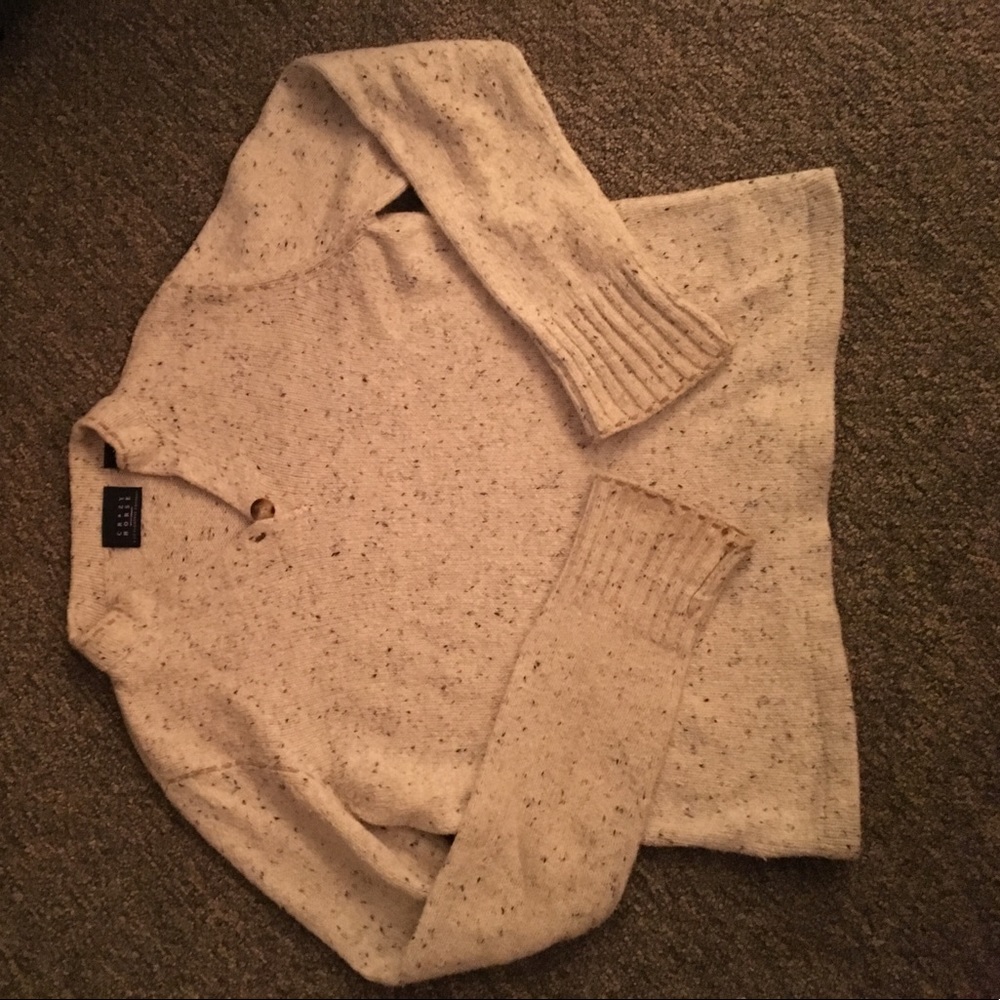 Wool pullover