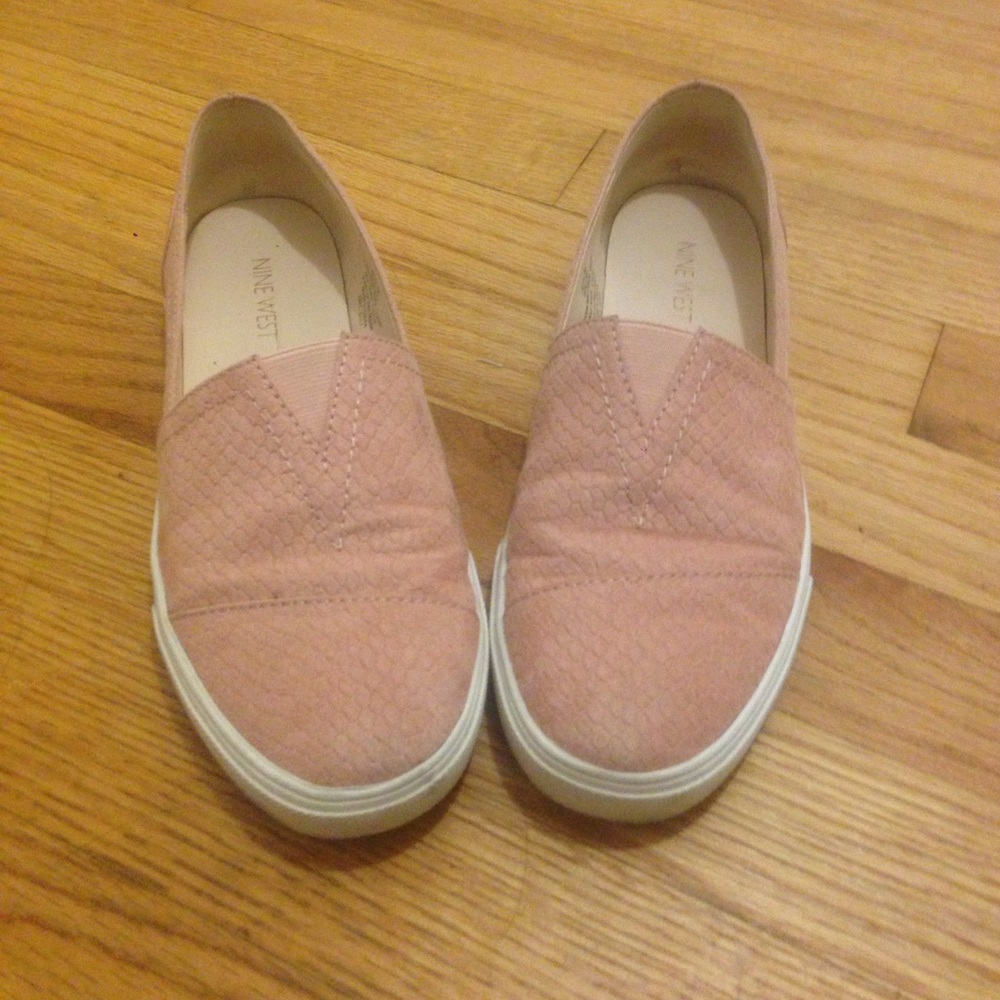Nine West Slip Ons sz 6.5M