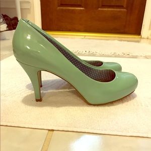 Madden girl mint green pumps
