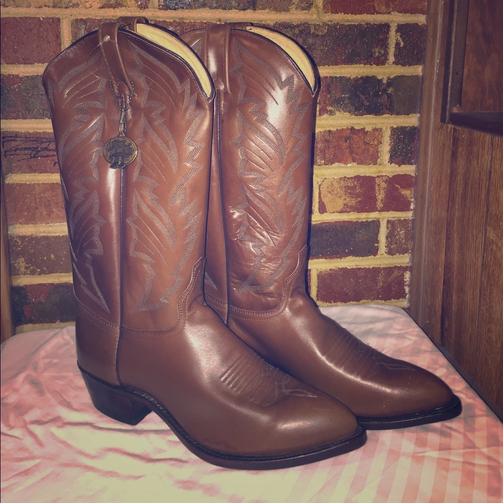 ✨NEW✨ cowboy boots