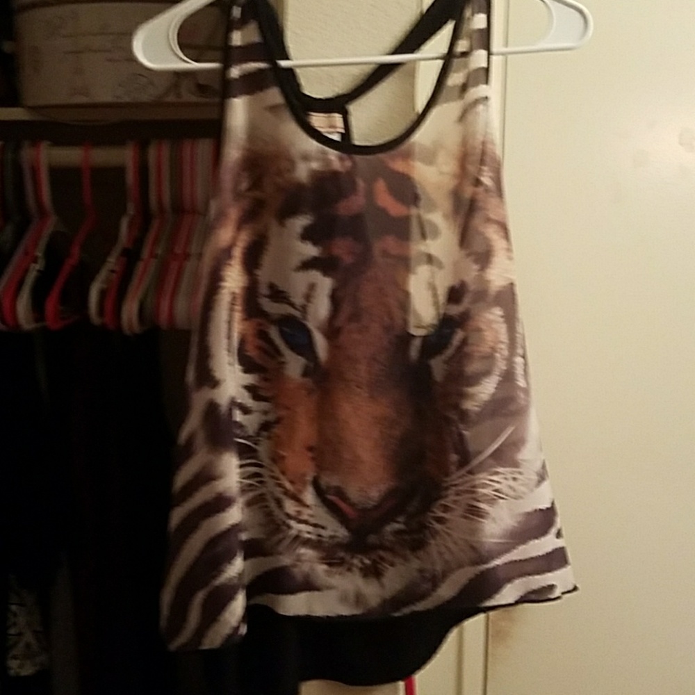 Tiger tank top