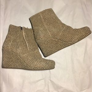 TOMS CHEETAH WEDGE