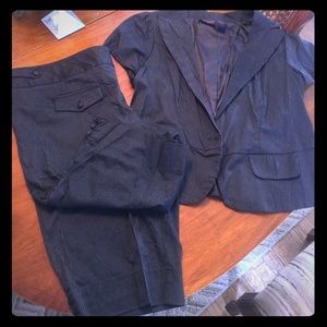 Pinstriped Capri Set ✨ PLUS SIZE