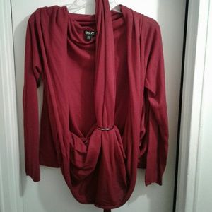 DKNY Cozy sweater w/ ring