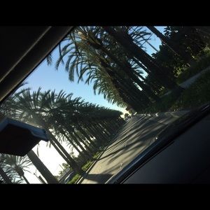 Meet your Posher, Kaya