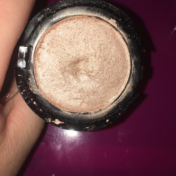 mannakadar beauty eyeshadow/highlighter/bronzer - Picture 3 of 3