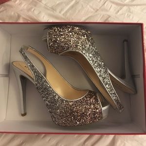 Guess glitter pumps