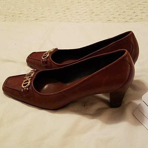 ETIENNE AIGNER LADIES SHOES - Picture 2 of 5