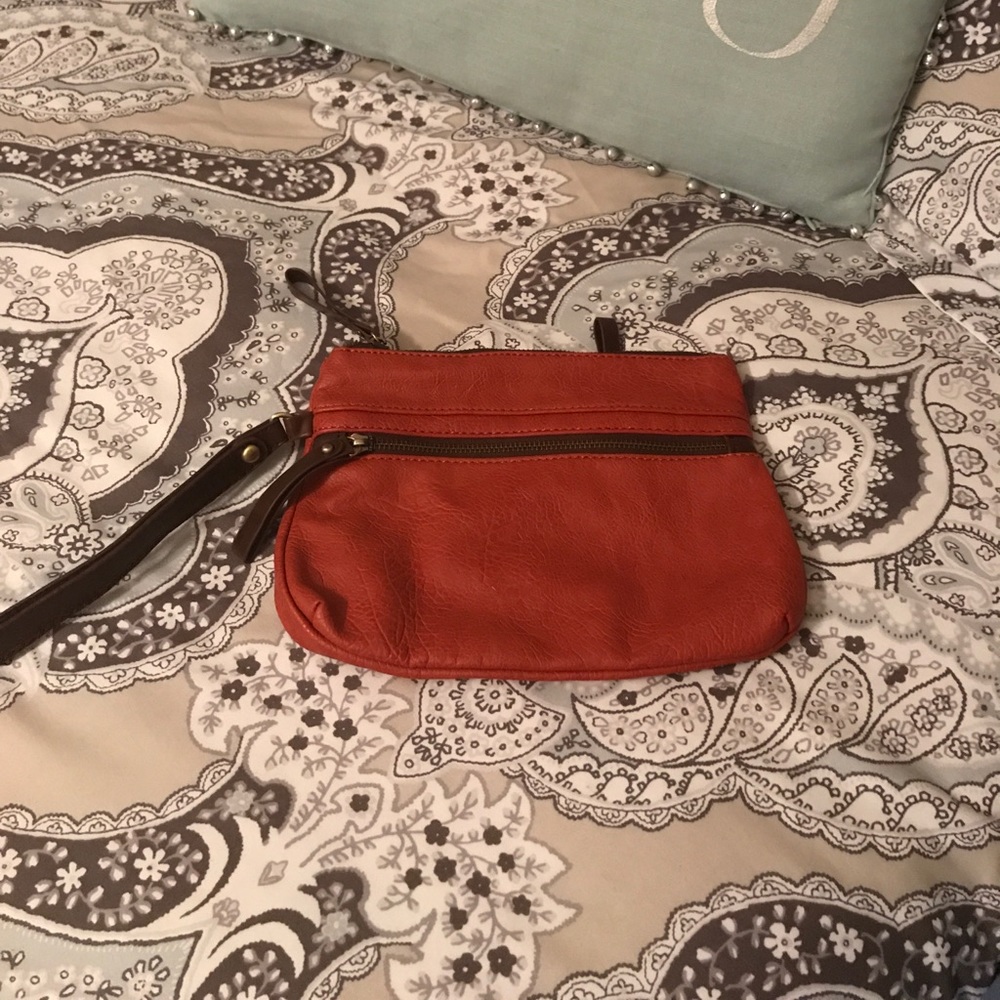 Shiraleah Chicago wristlet bag, 100% Vegan Leather