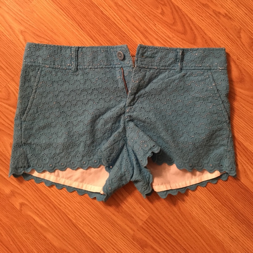 Lilly Pulitzer size 8 blue Walsh shorts!