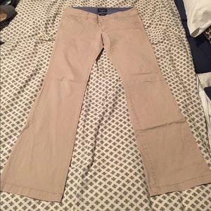 American Eagle stretch khaki pant