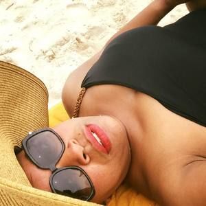 Meet your Posher, Kinna