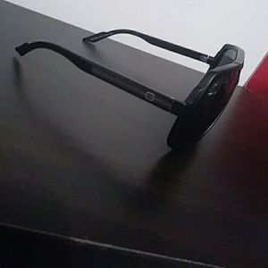 Men's Gucci Shades?? Mirror lens