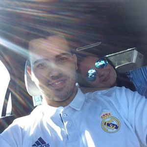 Meet your Posher, Emanuel