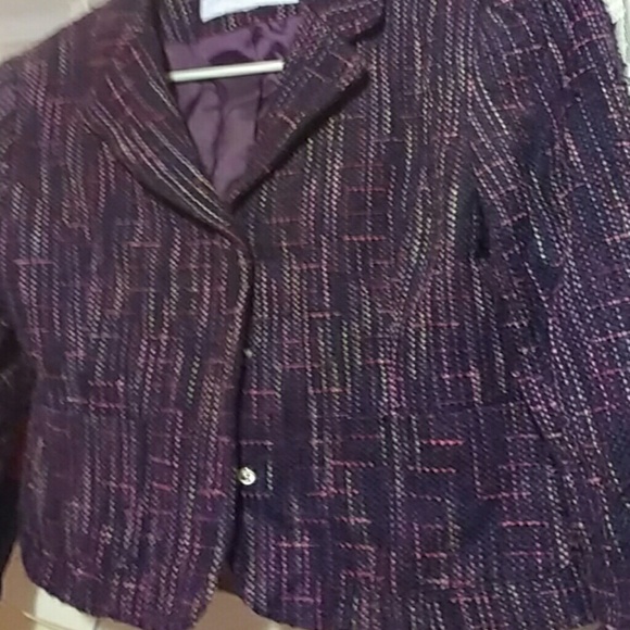 Jacket - Picture 2 of 4