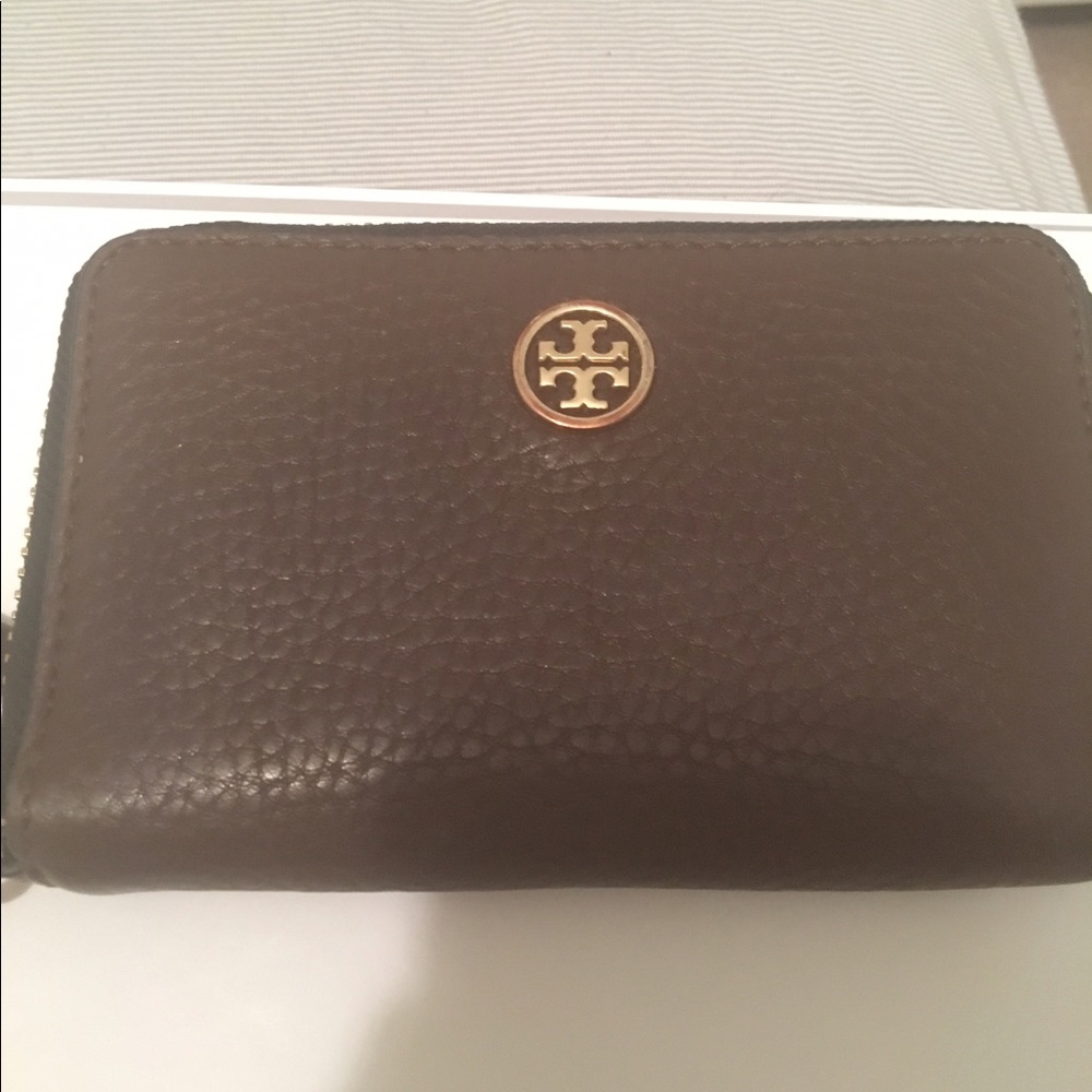 Tory Burch Smartphone Wristlet