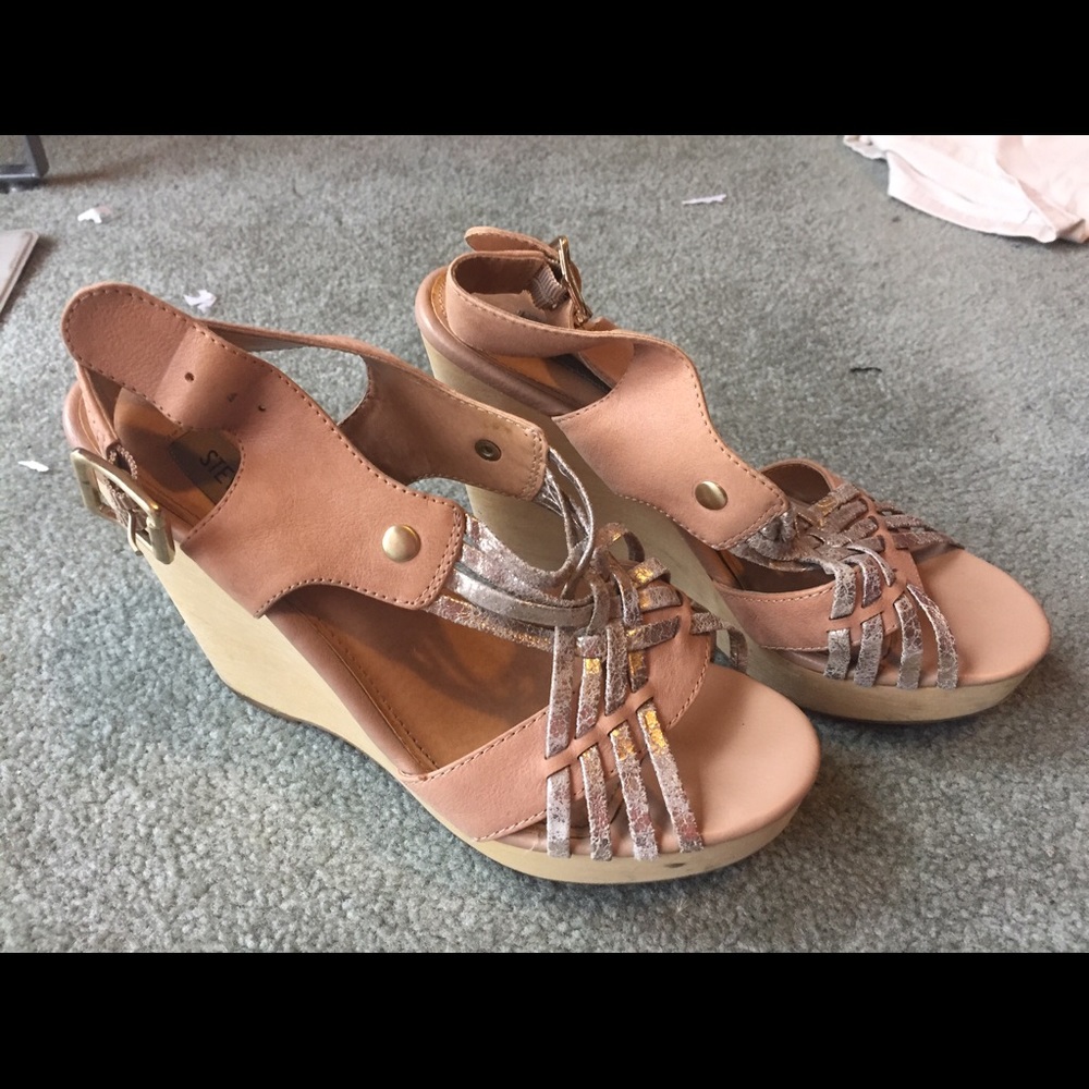 Steve Madden Wedges