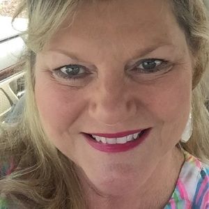 Meet your Posher, Janet