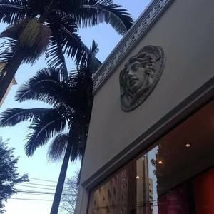 Meet your Posher, Phillip