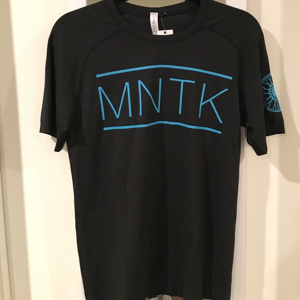 Soulcycle Lululemon Metal Vent Tech Shirt