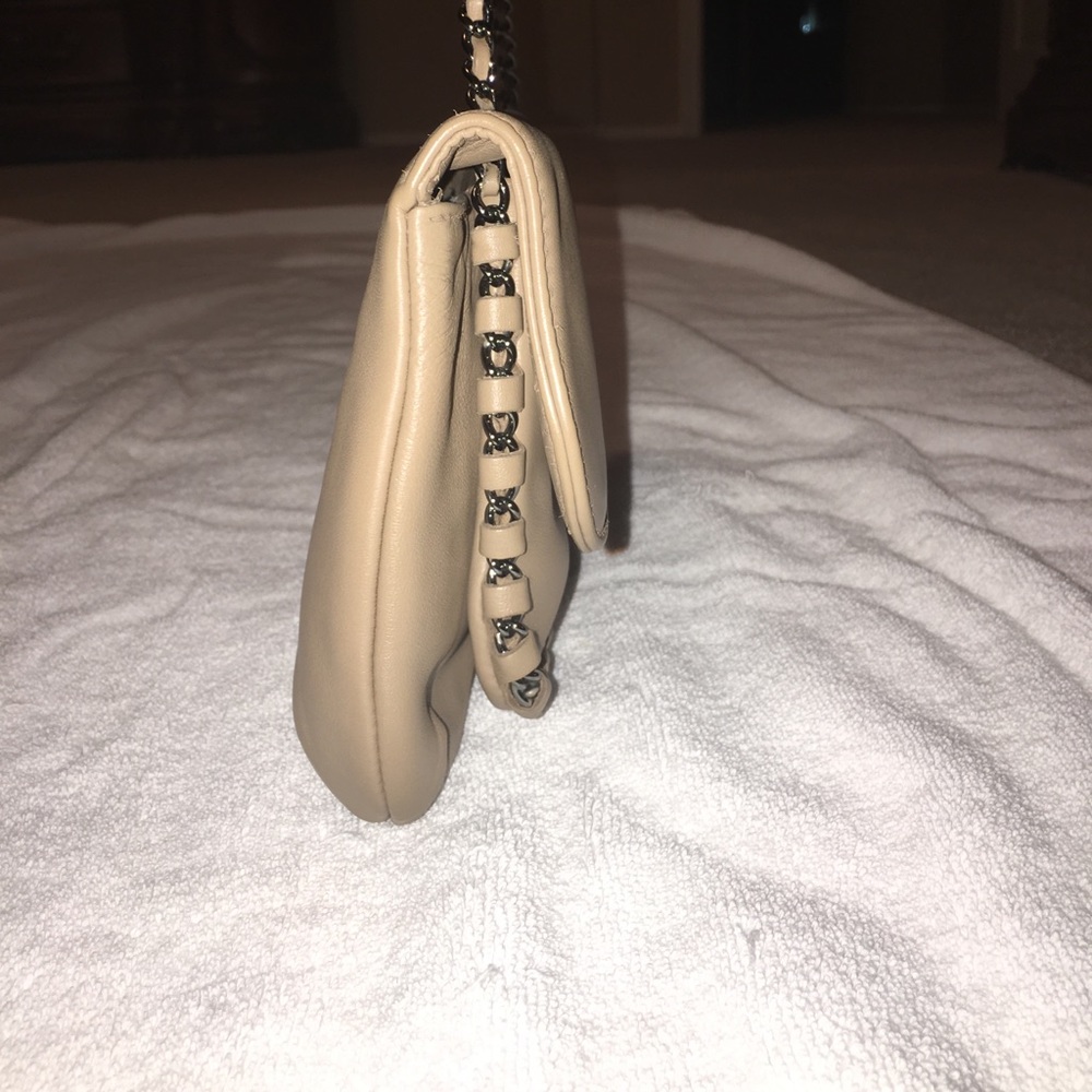 Handbag - Picture 6 of 6