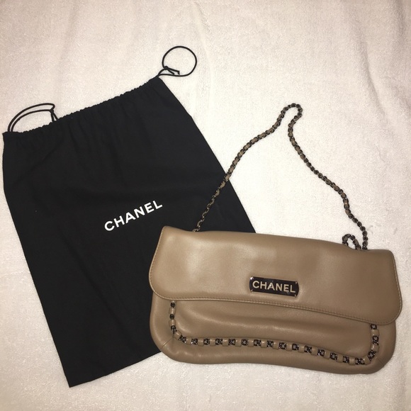 Handbag - Picture 1 of 6