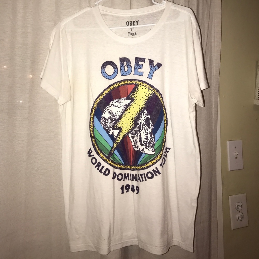 Men's *Obey* Large T-Shirt