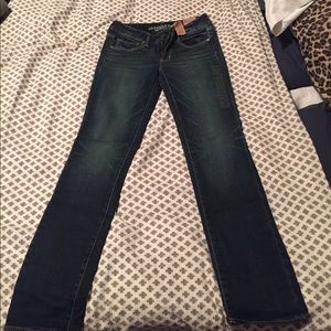 American Eagle straight jean. Brand new!