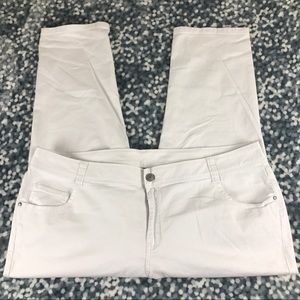 NEW Lane Bryant White Stretch Straight Leg Jeans