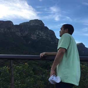 Meet your Posher, Liam