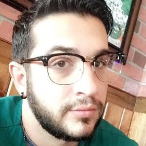 Meet your Posher, Lázaro