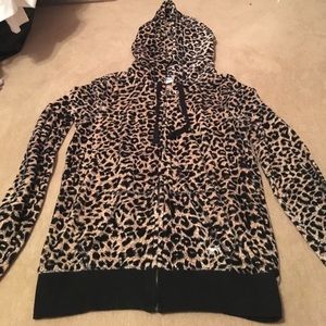 velour vs pink hoodie