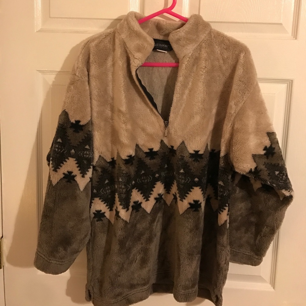 Fuzzy Mountain 3/4 Zip Pullover