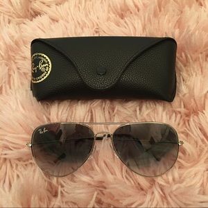 Ray-Ban Aviator Sunglasses