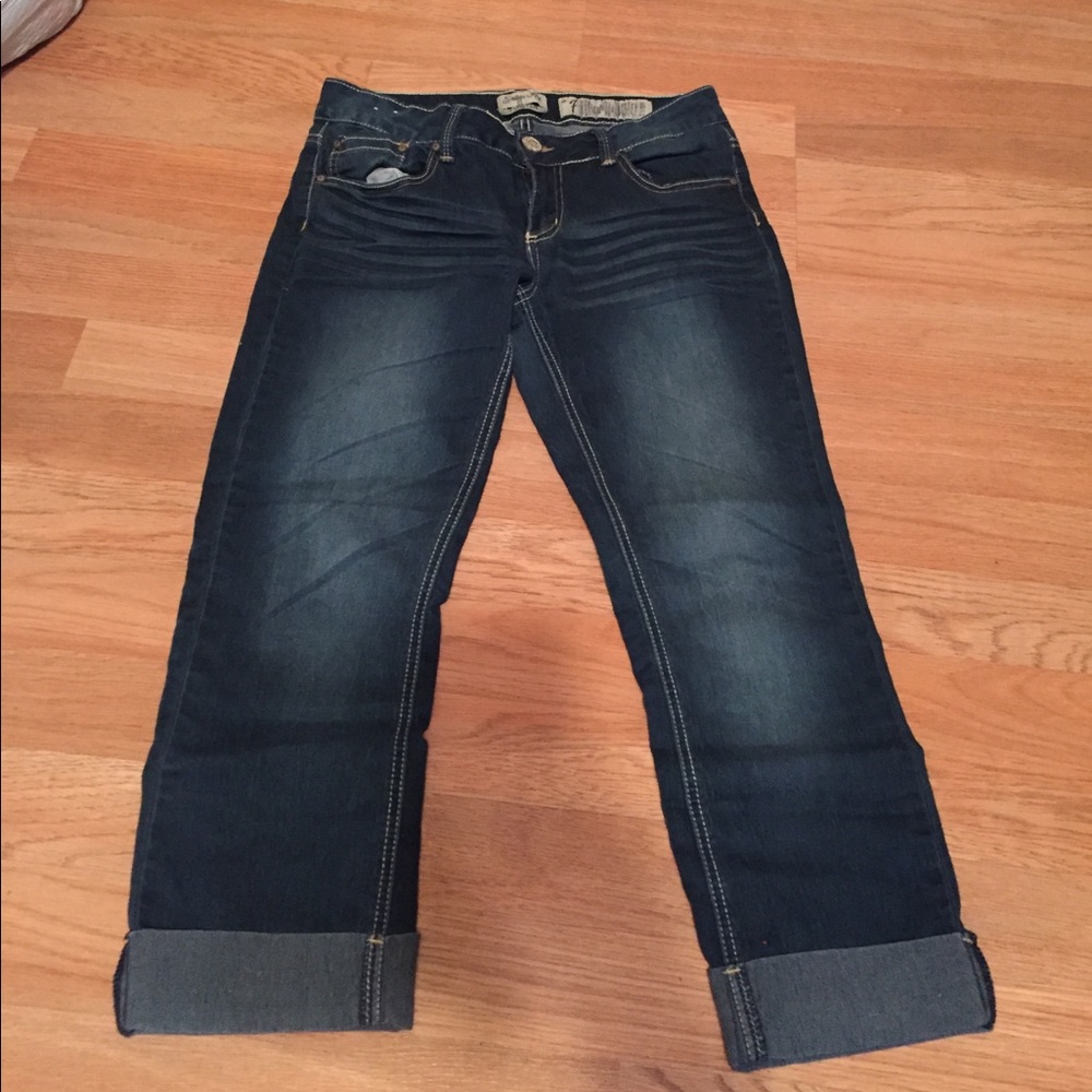 blue capris