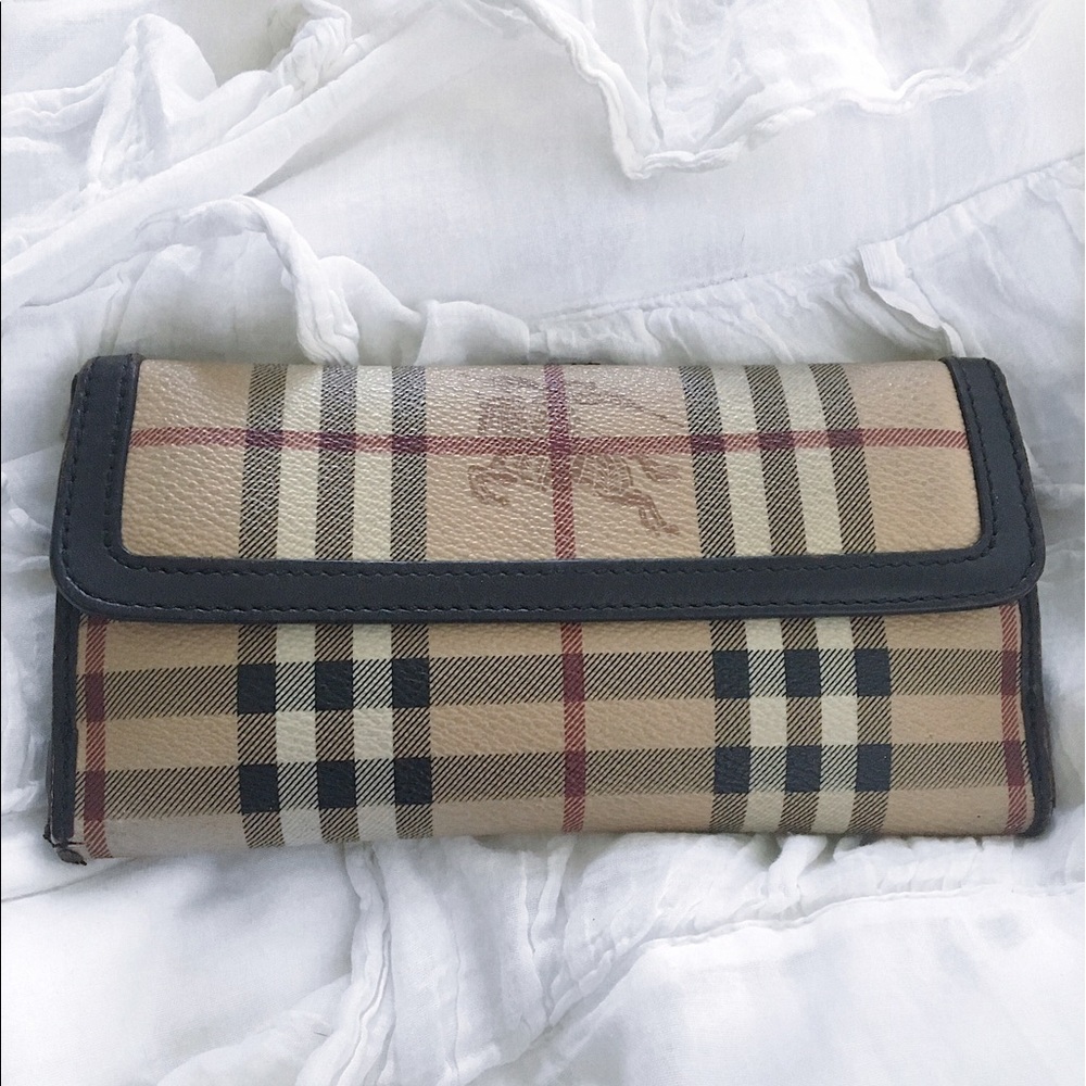 Burberry Classic Continental Leather Wallet