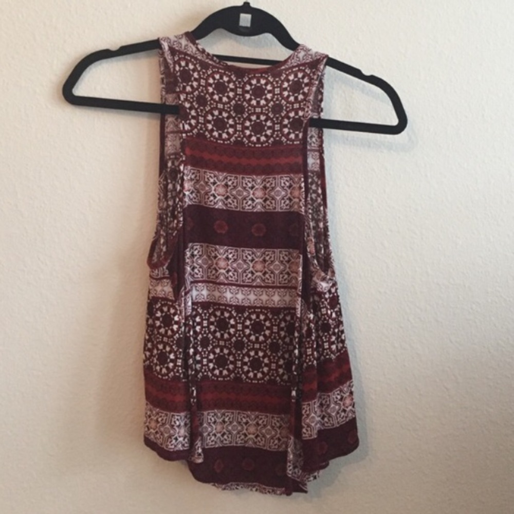 Patterned top - Picture 2 of 2