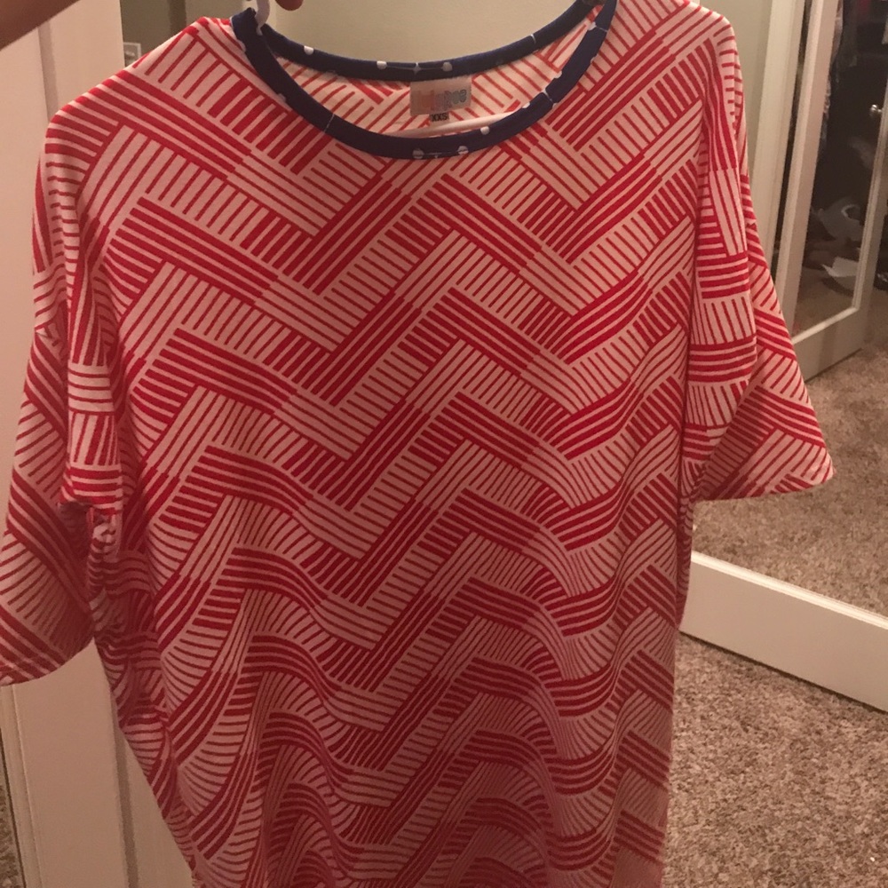 Lularoe top