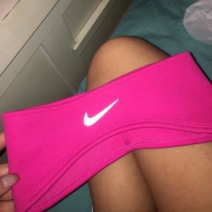 Nike headband