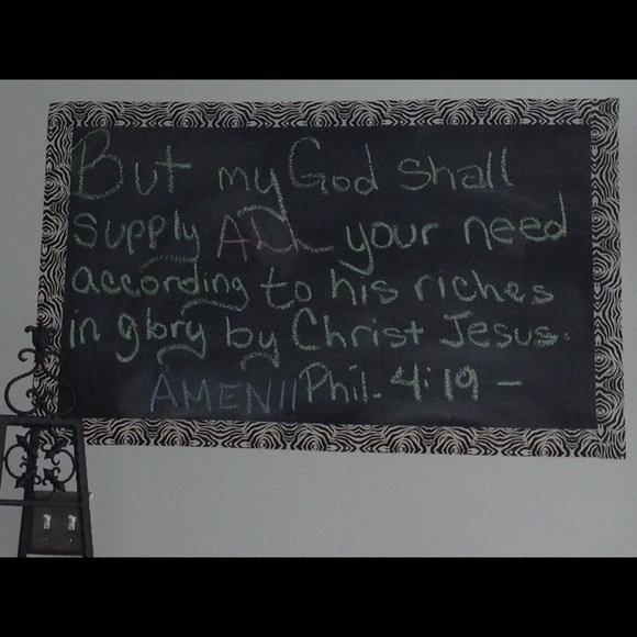 Meet your Posher, Ninia - Picture 2 of 3