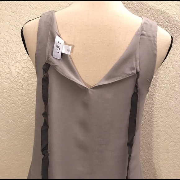 Women’s LOFT Grey Tank with Bow Size M - Picture 4 of 4