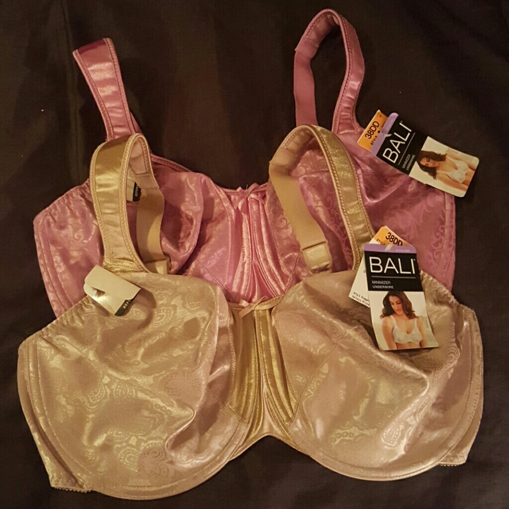 2 Brand new BALI bras. Beige and pink.