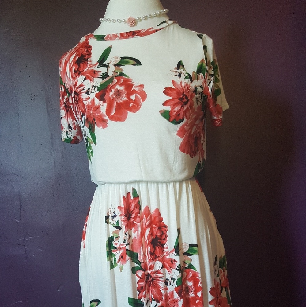 Floral Pocket Dress