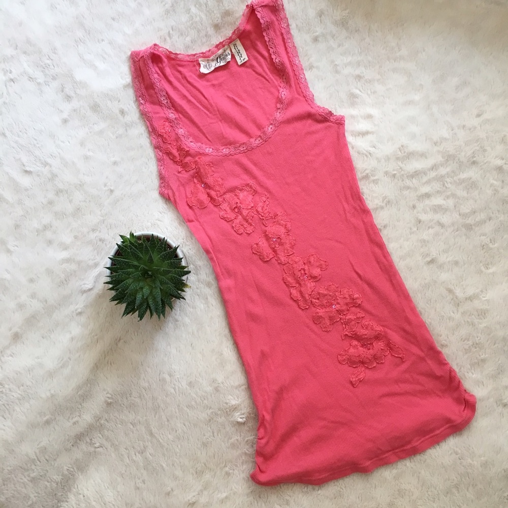 Guess Flower Appliqué Tank Top - Small