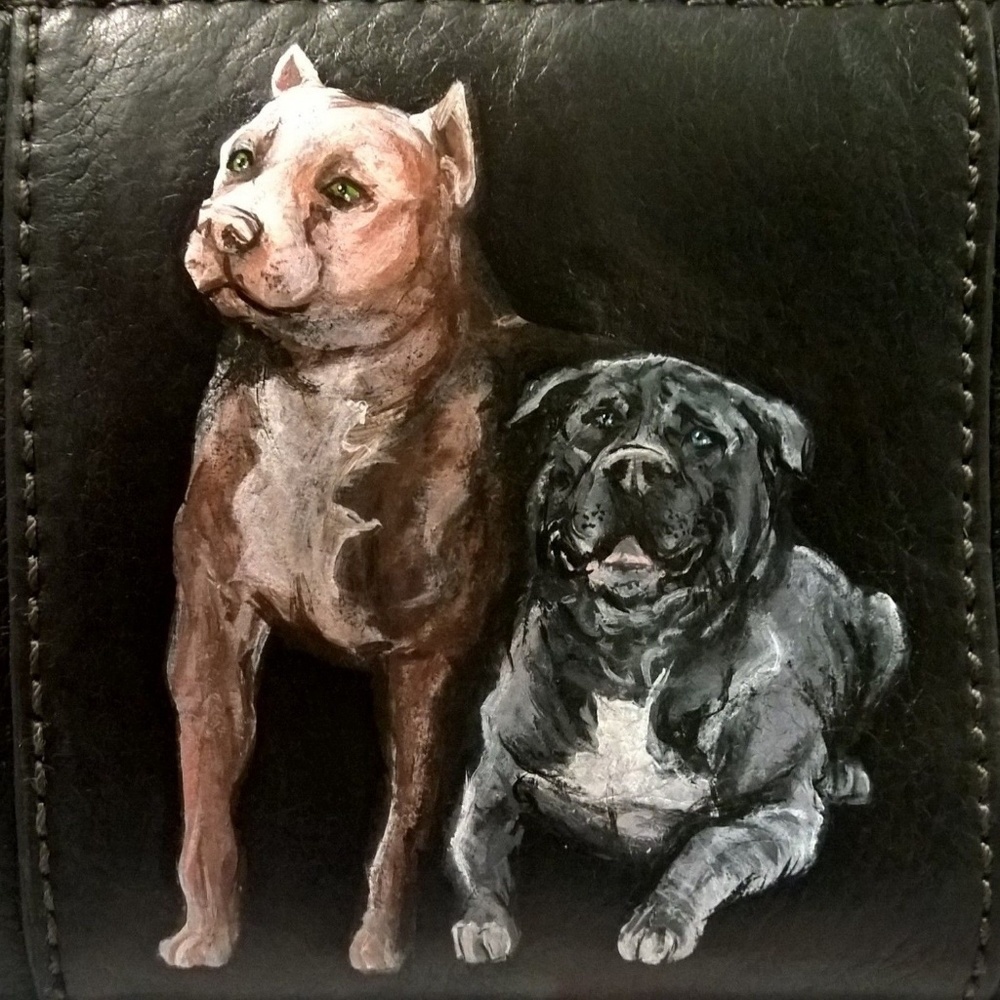 Hand painted pitbull dogs on Fossil wallet - Picture 1 of 6