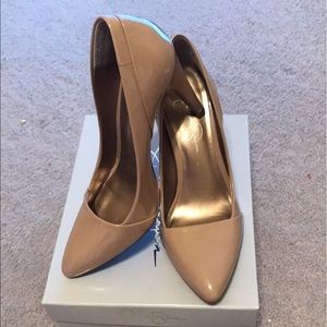 Jessica Simpson nude heels