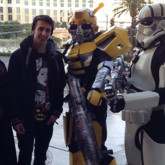 Meet your Posher, Travis - Picture 1 of 1