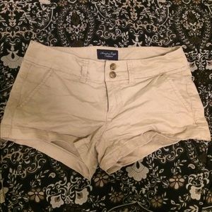 Khaki short American eagle outfitters