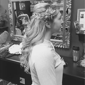 Meet your Posher, Dana